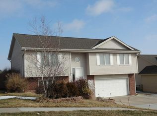 1511 Tipton Dr, Council Bluffs, IA 51503