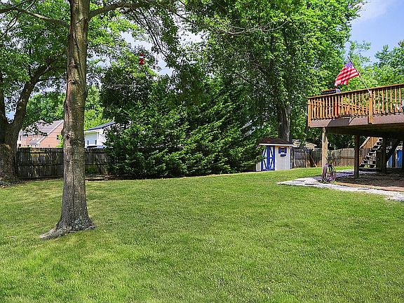 4th image of 648 Texas Dr