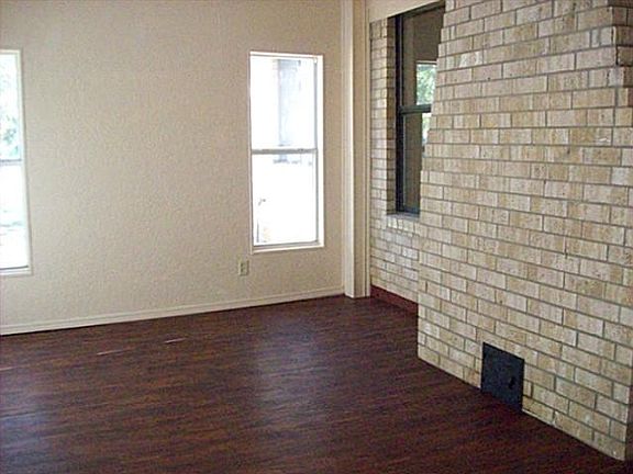 4th image of 1307 Spanish Flower Dr