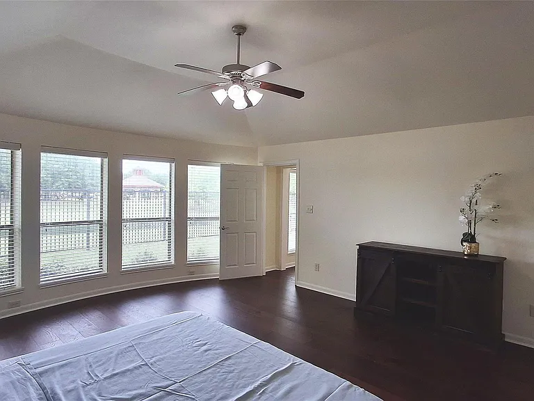 10615 Cortland Ridge Ln — Photo 25