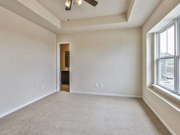 4th image of 11607 Greensbrook Garden Dr