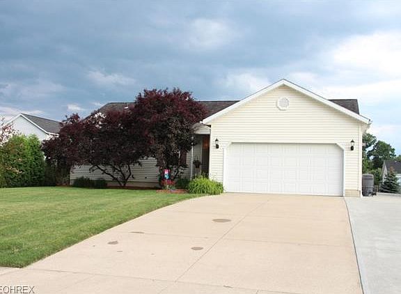 2nd image of 855 Knightsbridge Dr