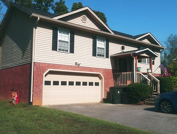 2nd image of 484 Emma Grace Dr