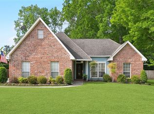 918 Labarre St, Mandeville, LA 70448