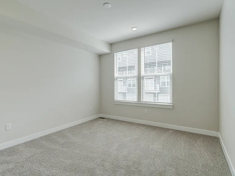 12129 Calgary Loop — Photo 25