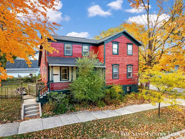 201 S 4th St, Grand Haven, MI 49417