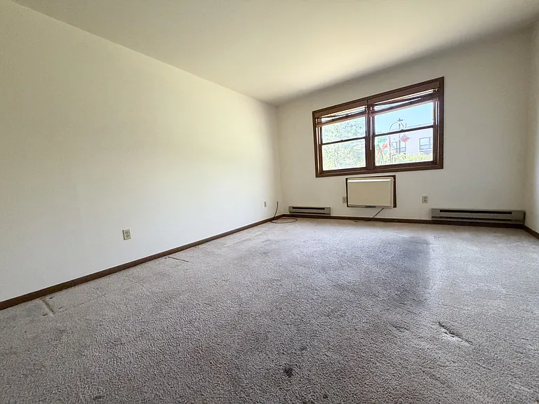 913 Acewood Blvd — Photo 28