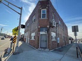 295 Midland Ave, Garfield, NJ