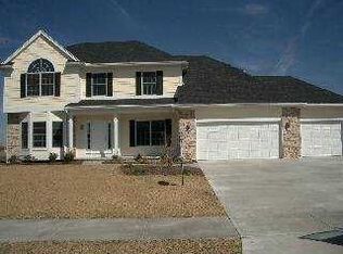 6151 Steeplechase Pkwy, Whitehouse, OH 43571