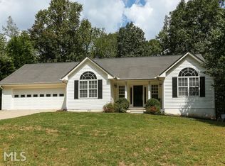 5769 Shadow Oaks Dr, Murrayville, GA 30564