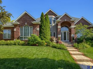 6754 Old Dominion Rd, Lincoln, NE 68516