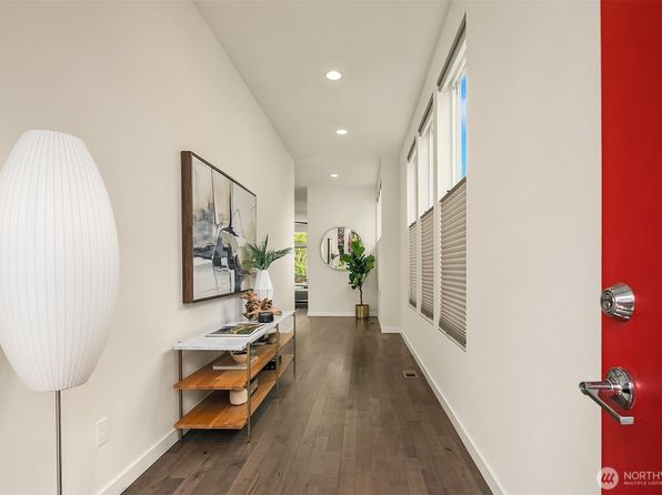 310 19th Avenue, Seattle, WA 98112