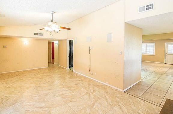 5th image of 9817 Cosmos Ave