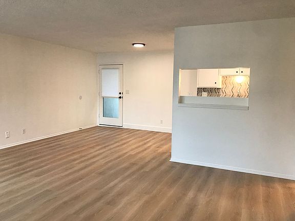 3rd image of 77 Porta Vista Dr #3
