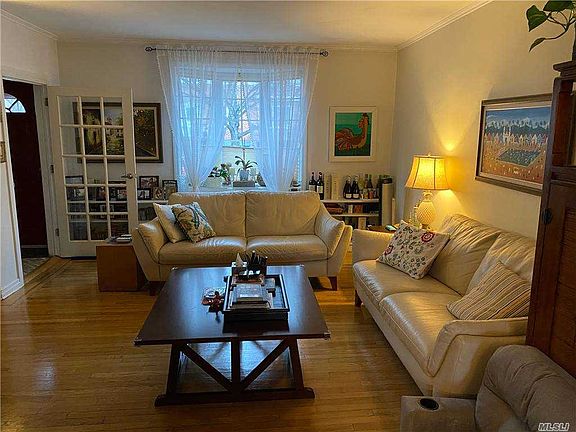4th image of 3126 56th St