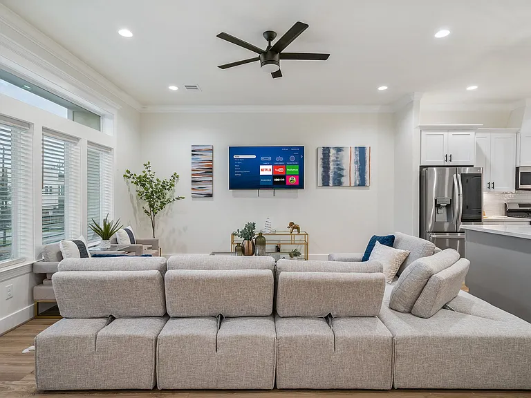 2517 Briley St — Photo 10