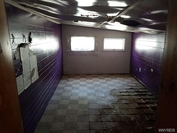 5th image of 71 Long Ave