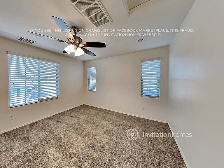 326 N Sandal — Photo 9
