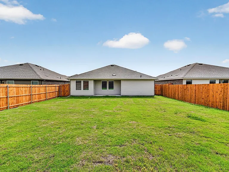 3918 Applewood Trl — Photo 23