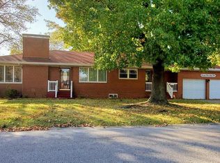 2465 Pontoon Rd, Granite City, IL 62040