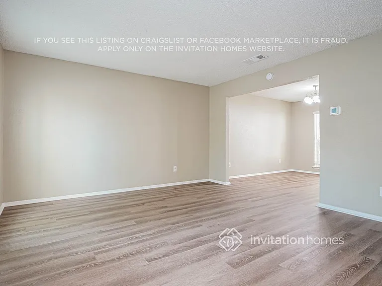 3921 Willow Run — Photo 5