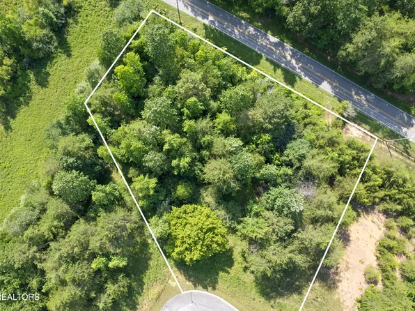 Creekside Dr, Harriman, TN 37748