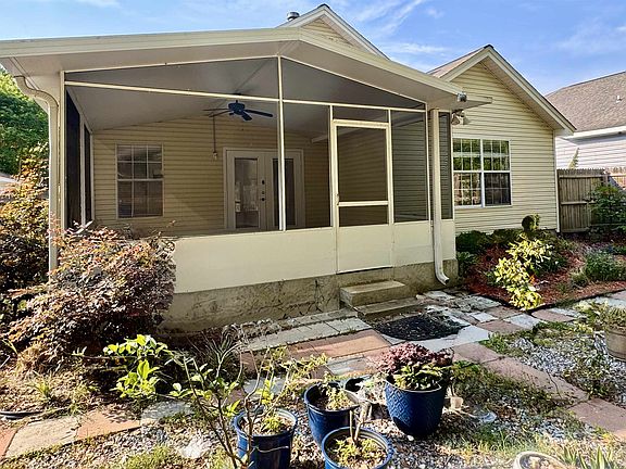 3rd image of 4440 Cool Emerald Dr