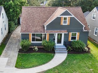 1650 Hawthorne Dr, Mayfield Heights, OH