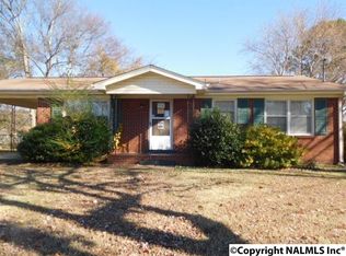 3114 Adonna Dr NW, Huntsville, AL 35810