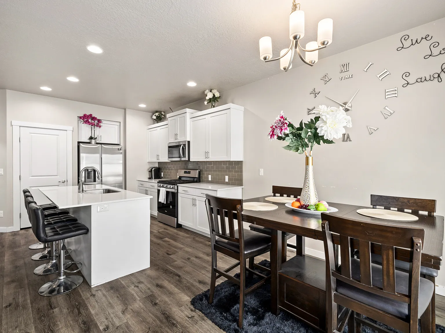4052 E Esperanto St — Photo 4