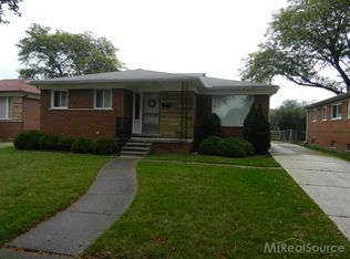 20840 Gardner St, Oak Park, MI 48237