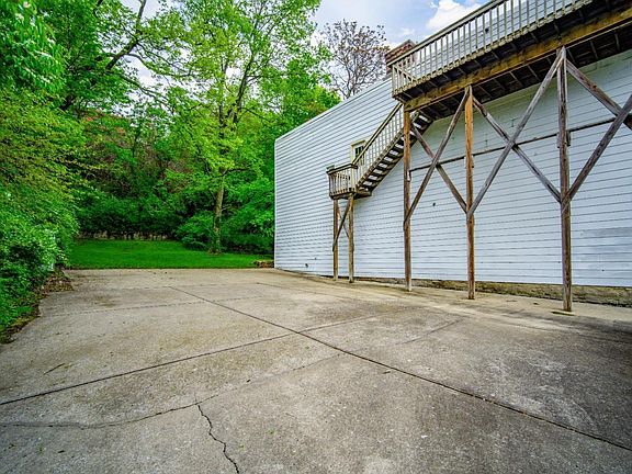 4th image of 206 Dorsey St