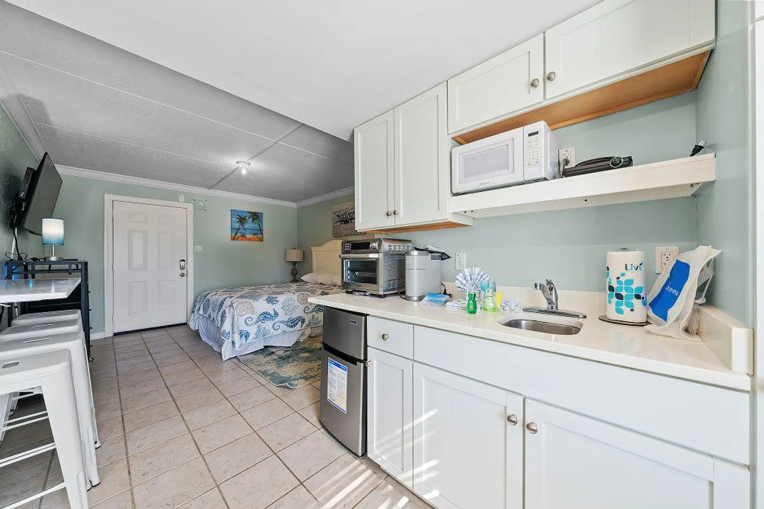 Studio, 1.0 bath, 355 sqft, $2,525 — Photo 3