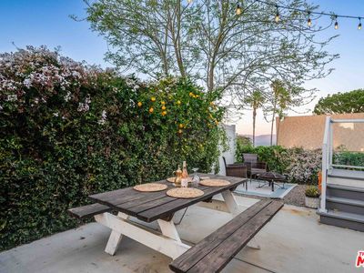 1302 Zuni Ln, Topanga, CA, 90290