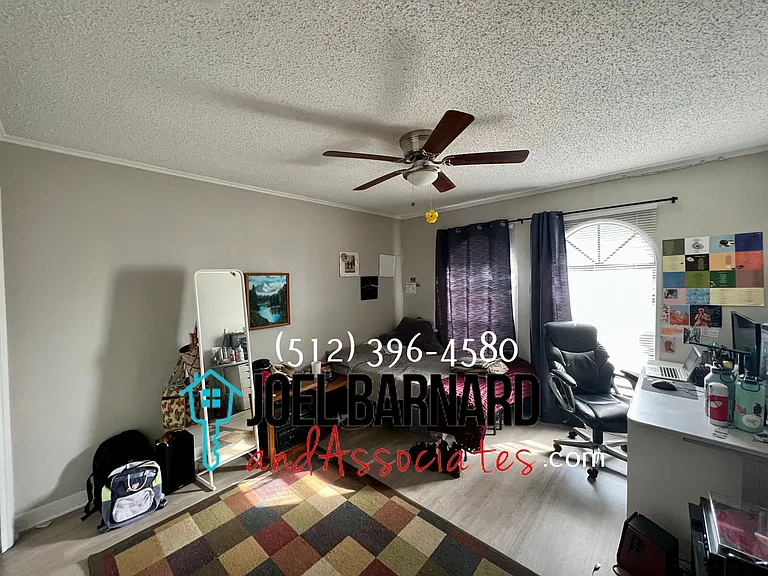 819 Old RR 12 — Photo 15