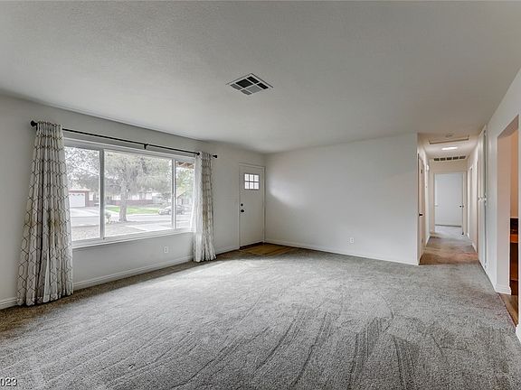 5th image of 768 Christina Dr