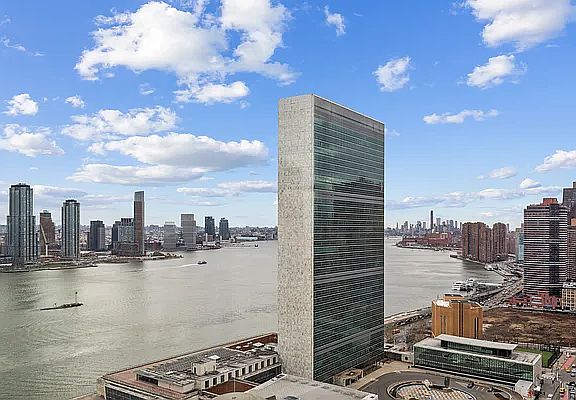 4th image of 50 United Nations Plz APT 27A