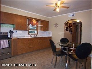 3rd image of 429 Prospect St