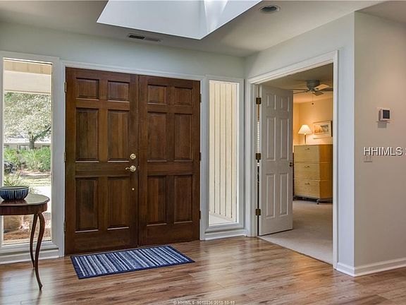 5th image of 8 King Rail Ct