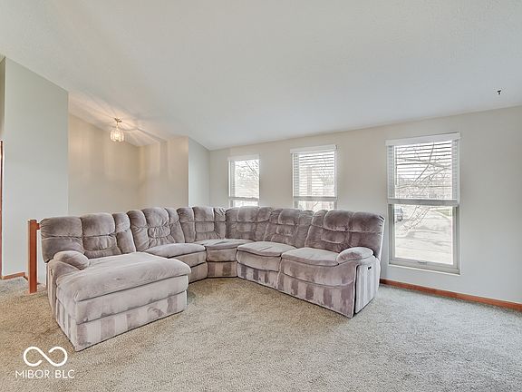 4th image of 5761 Liberty Creek Dr W