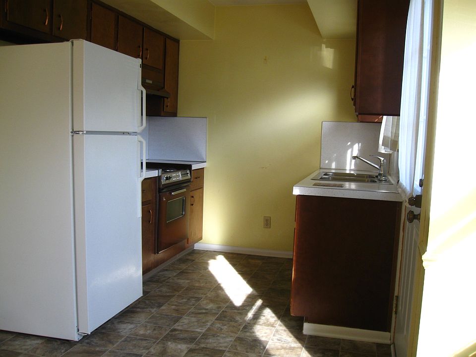 1st image of 1242 Weber Dr