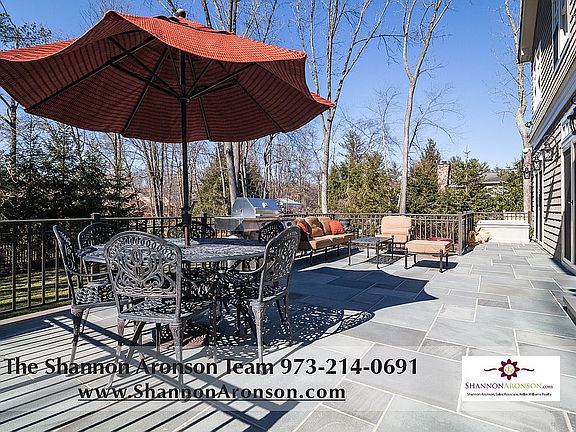 3rd image of 477 Long Hill Dr