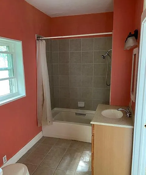 2740 Enslin St — Photo 5