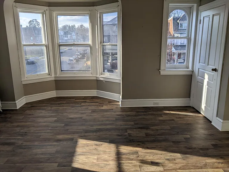 664 Madison Ave #2F — Photo 2