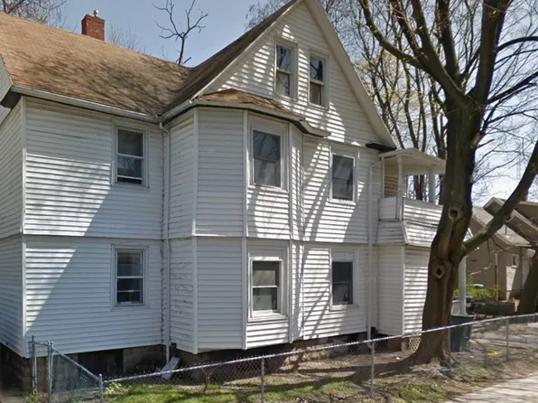 238-240 Chamberlain St, Rochester, NY 14609