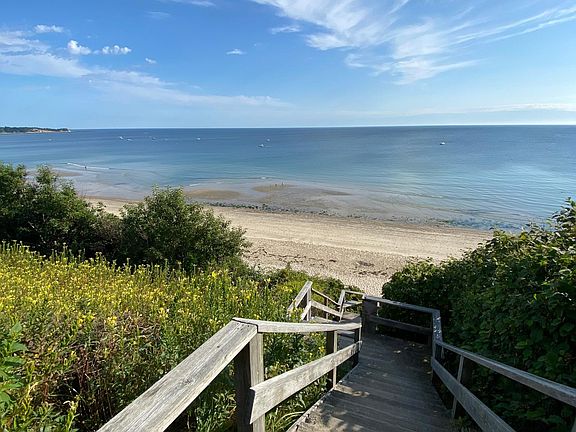 2nd image of 25 Manomet Beach Blvd