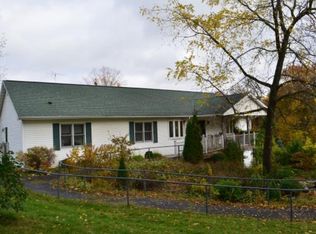 175 Riverview Hts, Mayville, WI 53050
