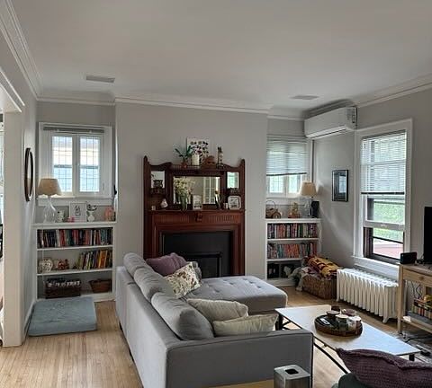 3rd image of 2729 Irving Ave S APT 2