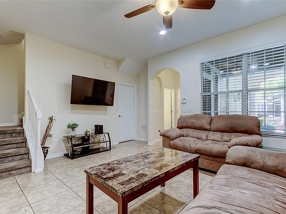 3rd image of 12660 SILVERDALE STREET