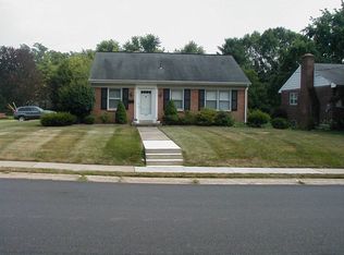 130 E Charlotte St, Millersville, PA 17551